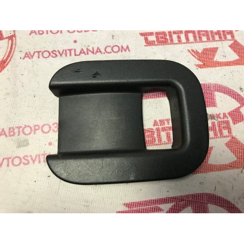 Кронштейн внутрішньої ручки (ляда) Opel Combo 2001-2011 91166528
